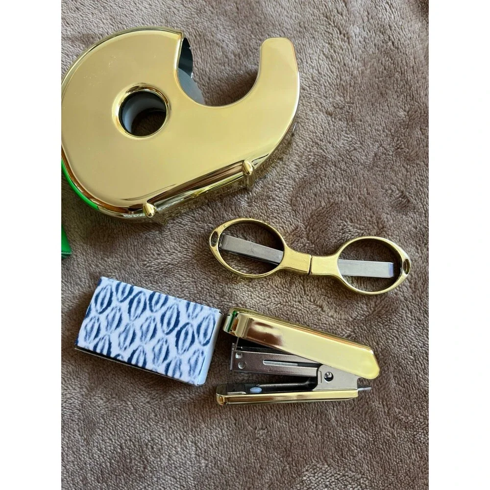 Stationary Bundle